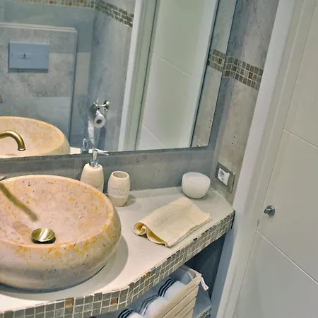 Atico Vista Mar Con Terraza 아파트 아데제